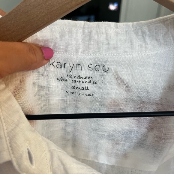 Karyn Seo White linen Button-Up Shirt with floral Embroidered Sleeves and back - Picture 12 of 12